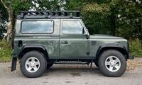 LAND ROVER DEFENDER 90