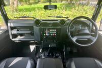 LAND ROVER DEFENDER 90