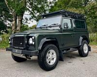 LAND ROVER DEFENDER 90