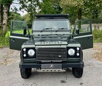 LAND ROVER DEFENDER 90