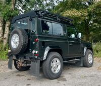 LAND ROVER DEFENDER 90