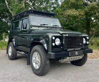 LAND ROVER DEFENDER 90
