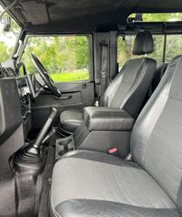 LAND ROVER DEFENDER 90