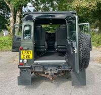 LAND ROVER DEFENDER 90