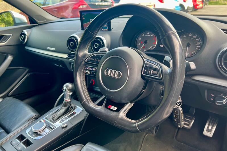 AUDI S3